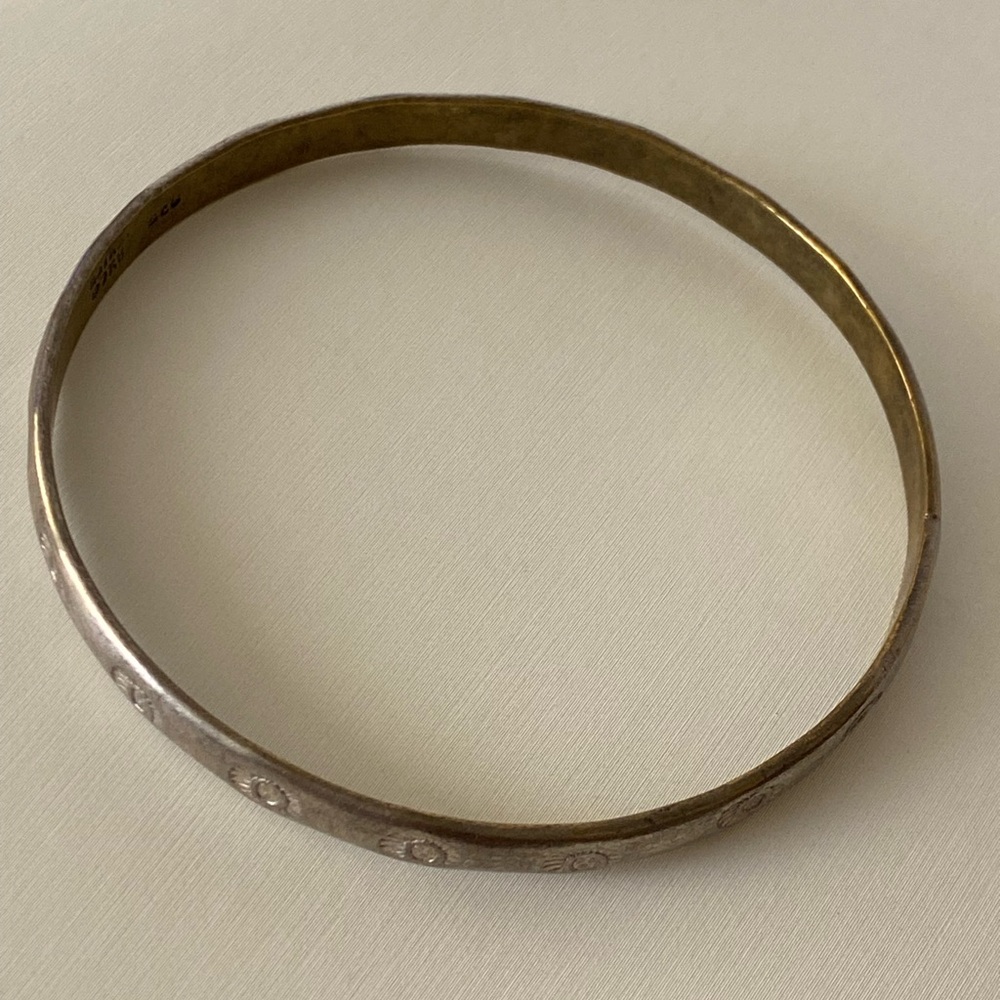 SOLD Vintage Taxco Mexico 925 silver bangle with etched sun - Picture 4 of 7